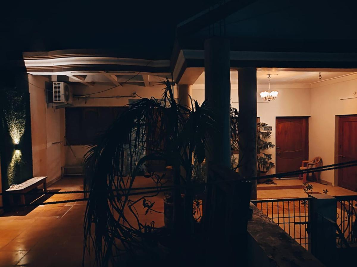 Malaiya Homestay - Grandeur Living Experience จาบัลปูร์ ภายนอก รูปภาพ