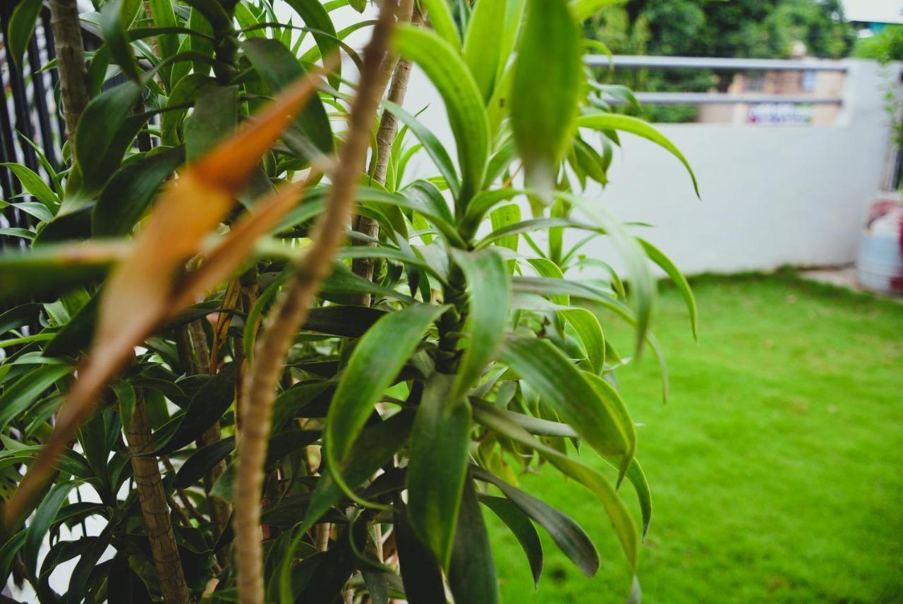 Malaiya Homestay - Grandeur Living Experience จาบัลปูร์ ภายนอก รูปภาพ