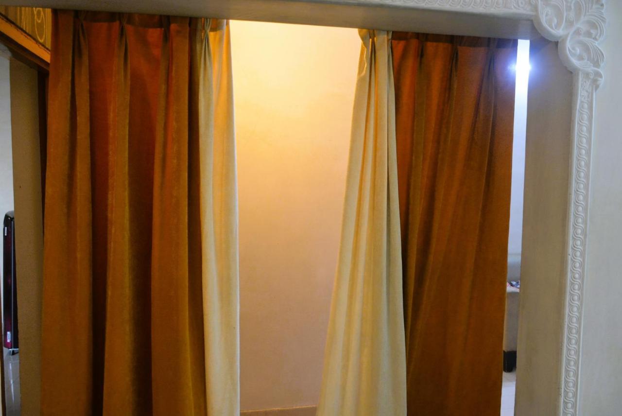 Malaiya Homestay - Grandeur Living Experience จาบัลปูร์ ภายนอก รูปภาพ